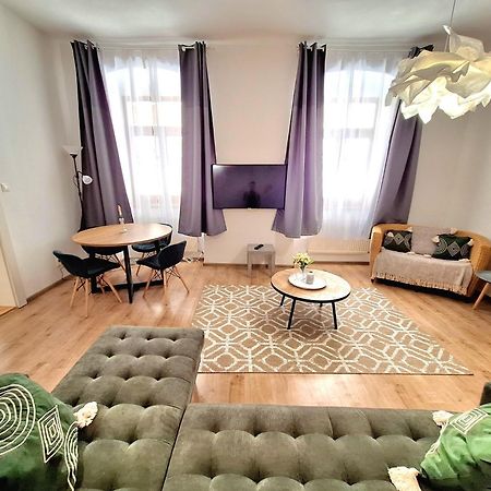 Apartment Emma - Old Town Bratislava Exterior foto